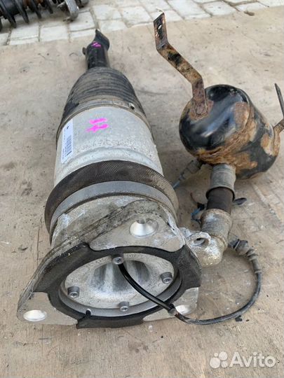 Пневмостойка задняя правая Audi A8 D3 3.2 BPK