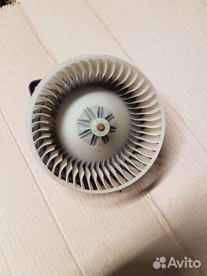 Моторчик печки Mitsubishi Galant 2007