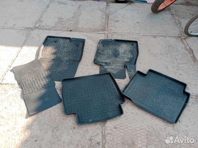 Автомобильные коврики резиновые оригинал