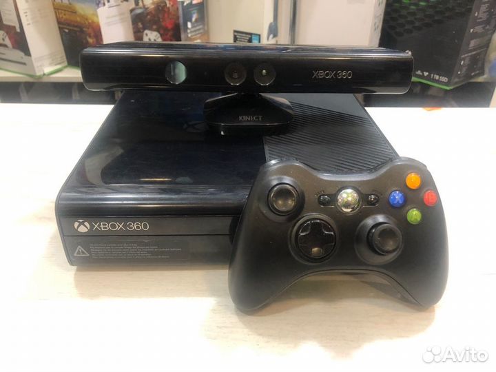 X-Box 360E 4gb + Kinect + Kinect Adventures