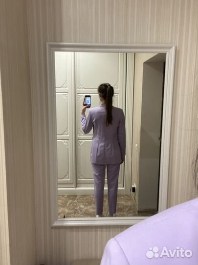 Брючный костюм