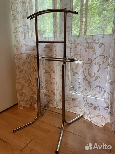 Вешалка напольная костюмная металлическая