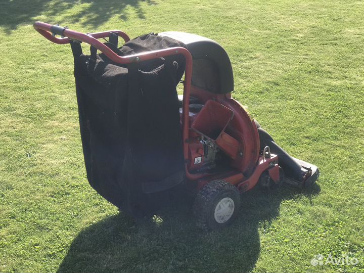 Садовый пылесос бензиновый самоходный
