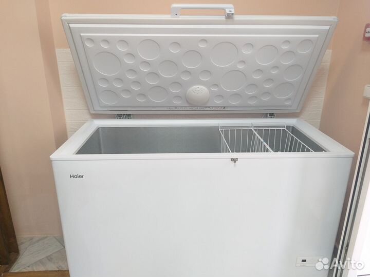 Продаю ларь Haier