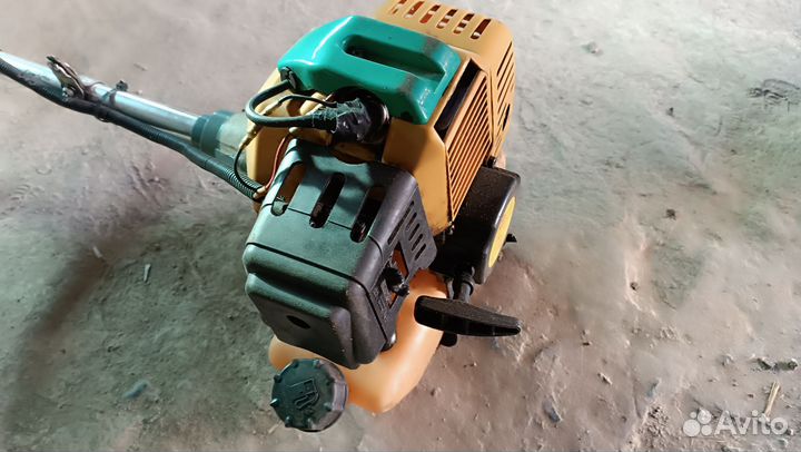 Триммер бензиновый бу