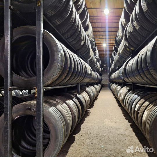 Goodyear EfficientGrip SUV 4x4 215/65 R16 98H