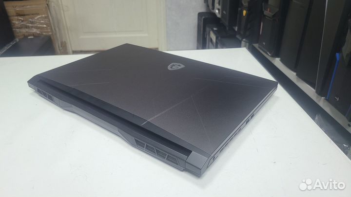 17.3 MSI Pulse GL76 (I5-12500H, 16 GB, RTX 3050 4