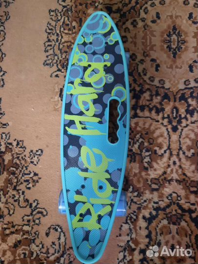 Детский скейт со светящимися колесами