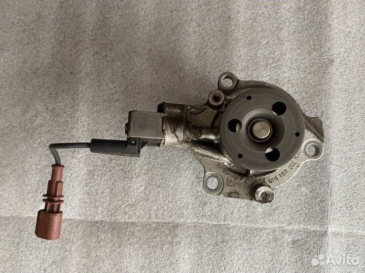 Водяная помпа Audi Q5 / Фольксваген tiguan