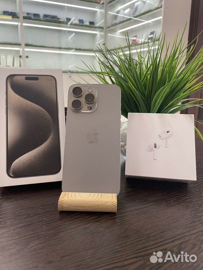 iPhone 15 Pro Max, 256 ГБ