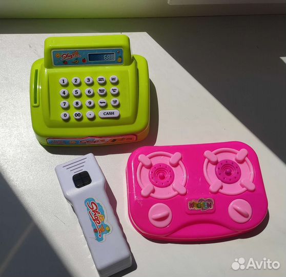Игрушечная касса и плита