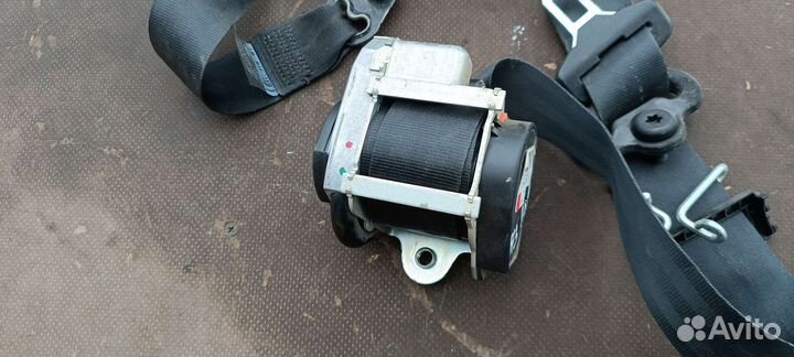 Ремень безопасности передний левый Форд Фокус 3