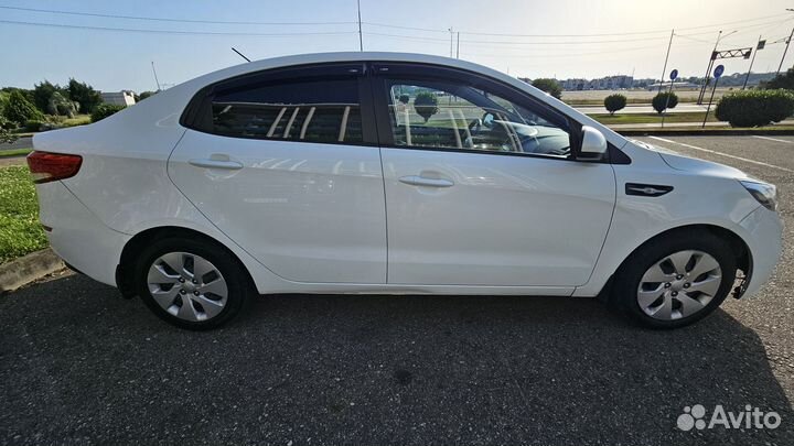 Kia Rio 1.6 AT, 2015, 195 000 км