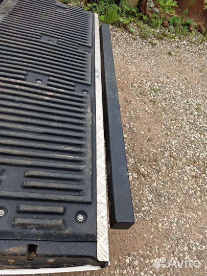 Накладка на задний борт Тойота Тундра