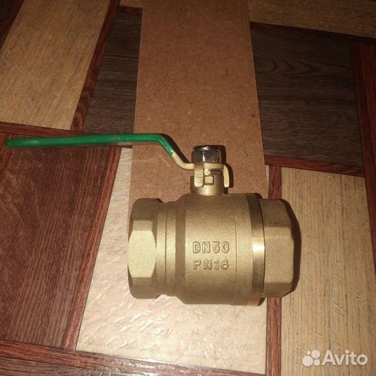 Кран шаровый латунный