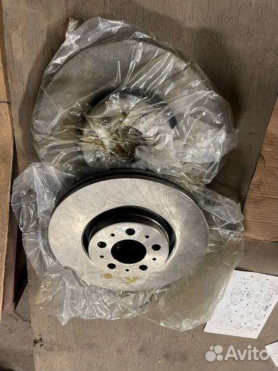 Диск тормозной передний Volvo S60 XC90