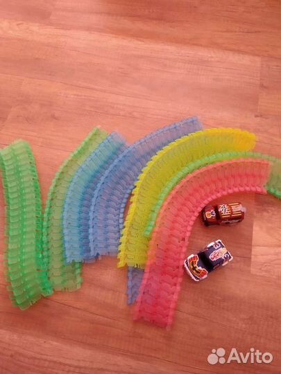 Машинки Magic tracks