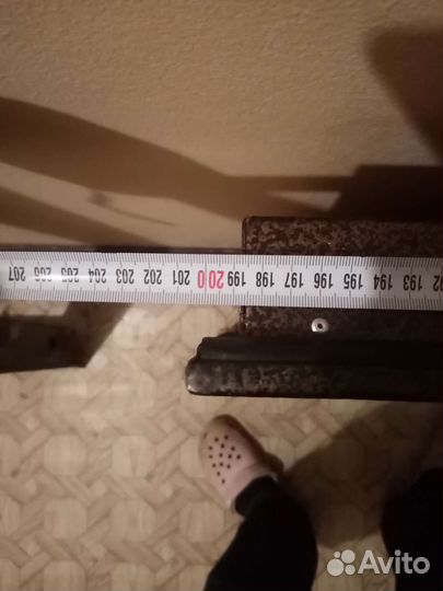 Дверь входная металлическая б/у