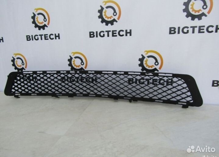 Решетка бампера мерседес w212