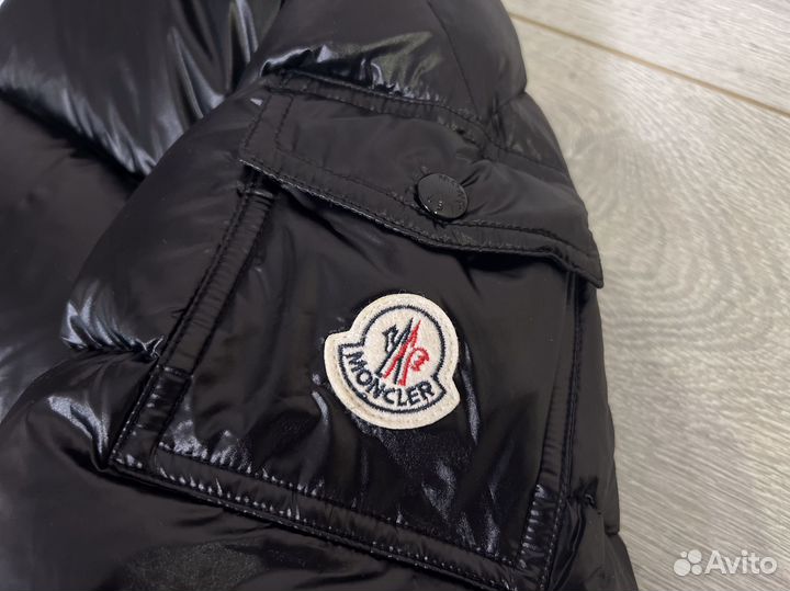 Пуховик Moncler 