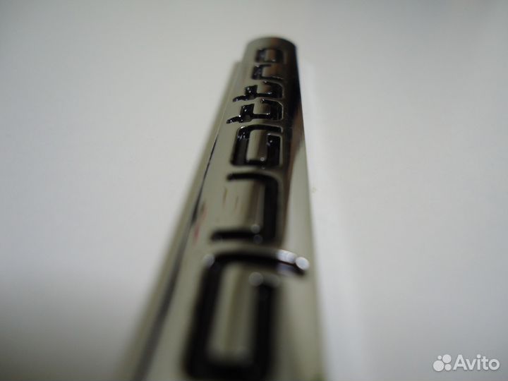 Audi quattro багажник шильдик Ауди 4B0853737D ваг