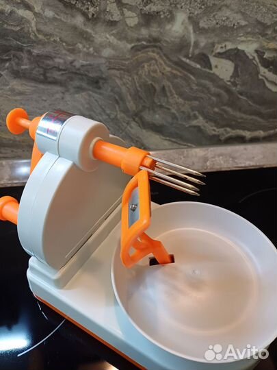 Яблокочистка