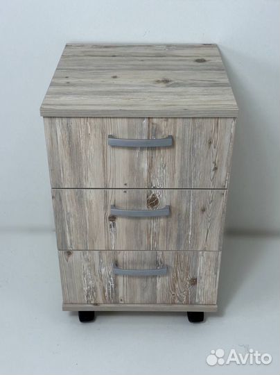 Мобильная тумба