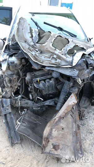 Kia Rio 1.6 МТ, 2013, битый, 160 000 км