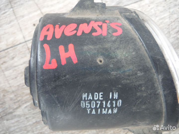 Птф левая Toyota Auris Corolla 150 Camry 40 2010