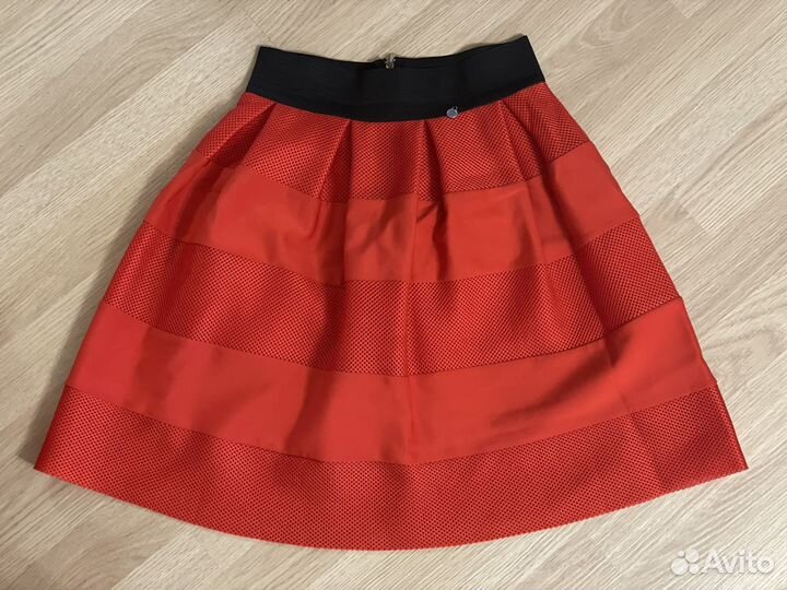 Юбка Rinascimento Italy красная