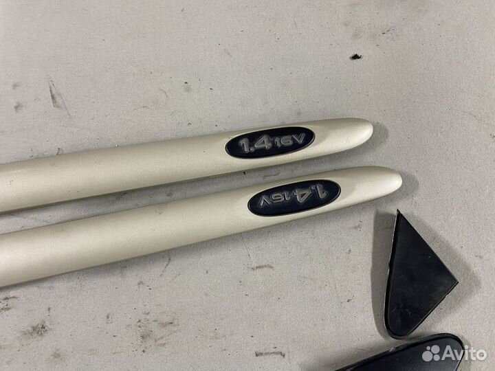 Молдинг двери Renault Symbol I рестайлинг (2002–20