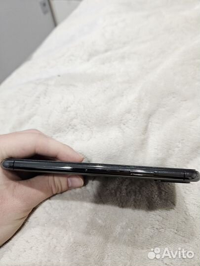 iPhone Xs, 64 ГБ