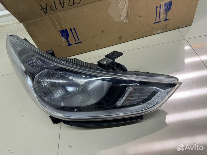 Фара Hyundai Салярис2 2017 2020