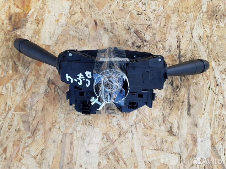 Блок переключателей подрулевых Citroen C4 B7