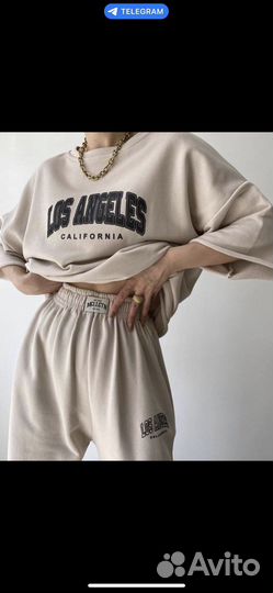 Спортивный костюм