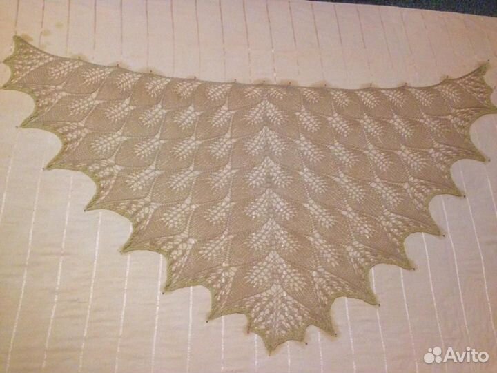 Шаль ручной работы