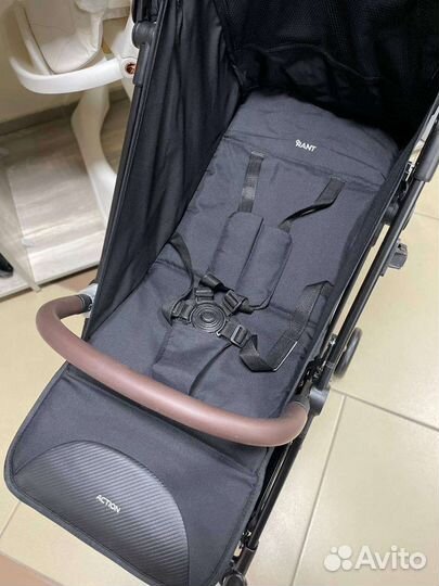 Новая маленькая, ультра лёгкая коляска Action