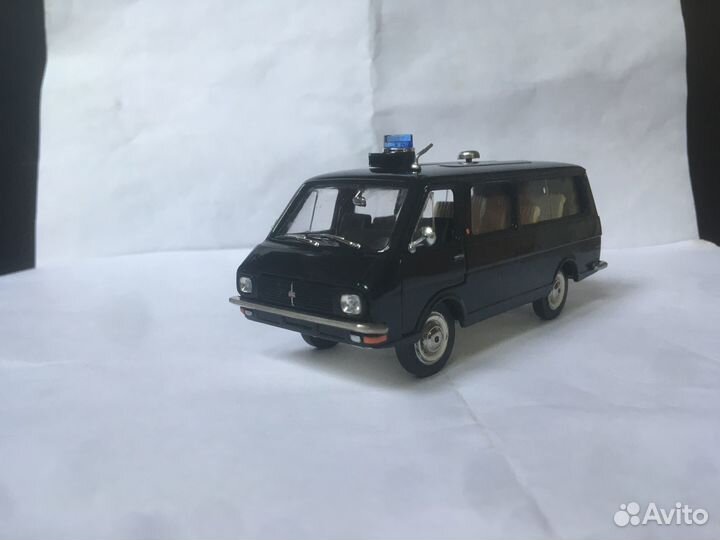 RAF 2203 раф 2203 