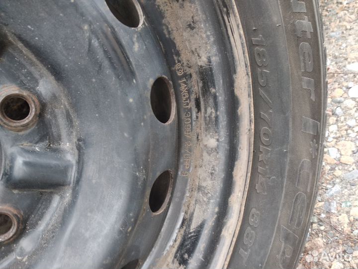 Yokohama Ice Guard IG30 185/70 R14