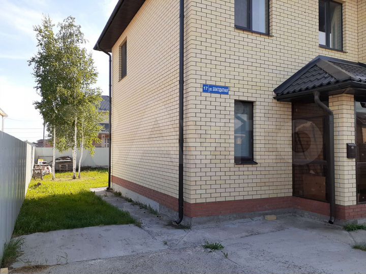 Коттедж 139 м² на участке 6 сот.