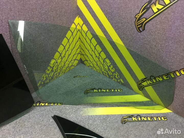 Стекло передней левой двери Focus Фокус 2