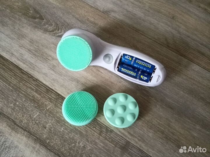 Электрический массажёр для лица