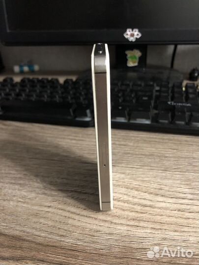 iPhone 4S, 16 ГБ