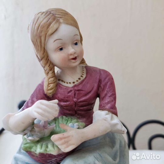 Фарфоровые статуэтки парные германия