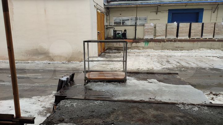 Склад, 300 м²