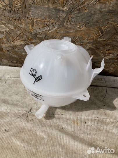 Бачок расширительный VAG