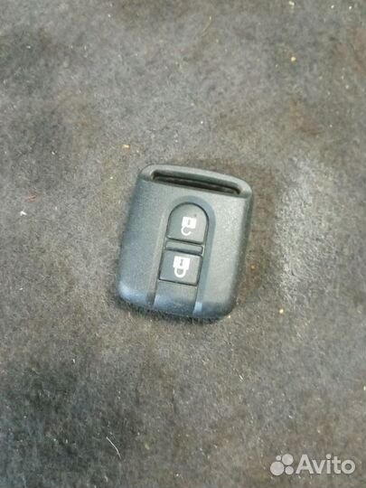 Ключ чип Nissan Primera P12