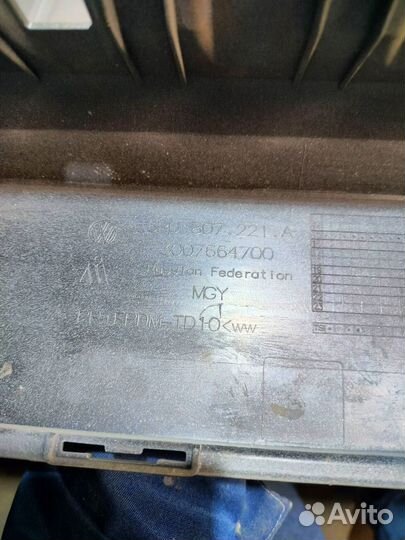 Бампер передний VW polo 10-15 6RU807221GRU