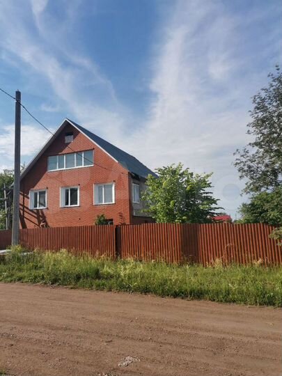 Дом 186,3 м² на участке 22,3 сот.