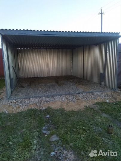 Гараж-пенал Хозблок из металлопрофиля